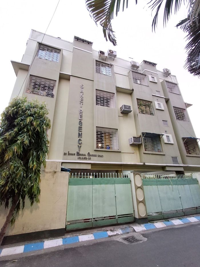 Saket Regency, delivered 2007